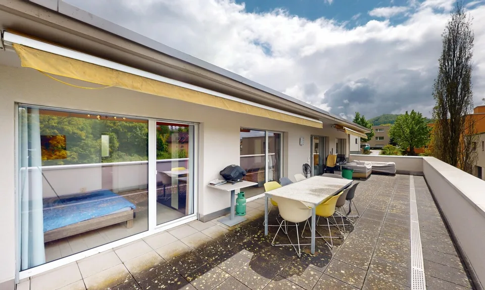 La tua nuova casa con un ampio balcone e vista panoramica – foto 10 di 13