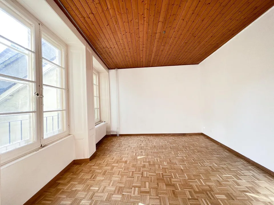 Appartement de 3,5 pièces au coeur du centre historique de Neuchâtel – photo 4 sur 7