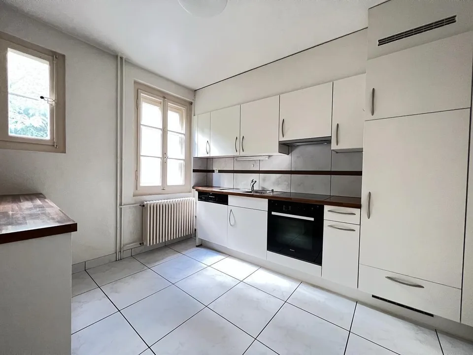 Appartement de 3,5 pièces au coeur du centre historique de Neuchâtel – photo 3 sur 7