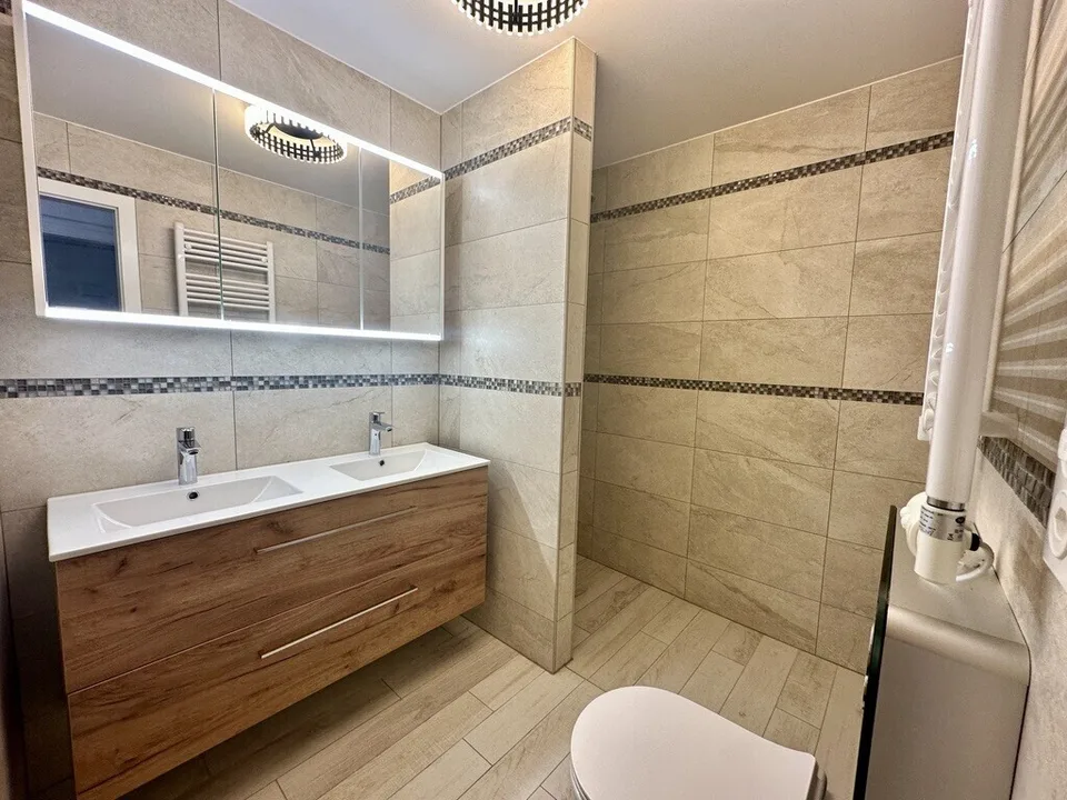 Magnificent 3.5 room renovated apartment on the golf course