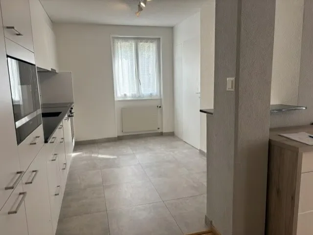 Bel appartement de ~100 m2 dans maison individuelle avec terrasse – photo 3 sur 10