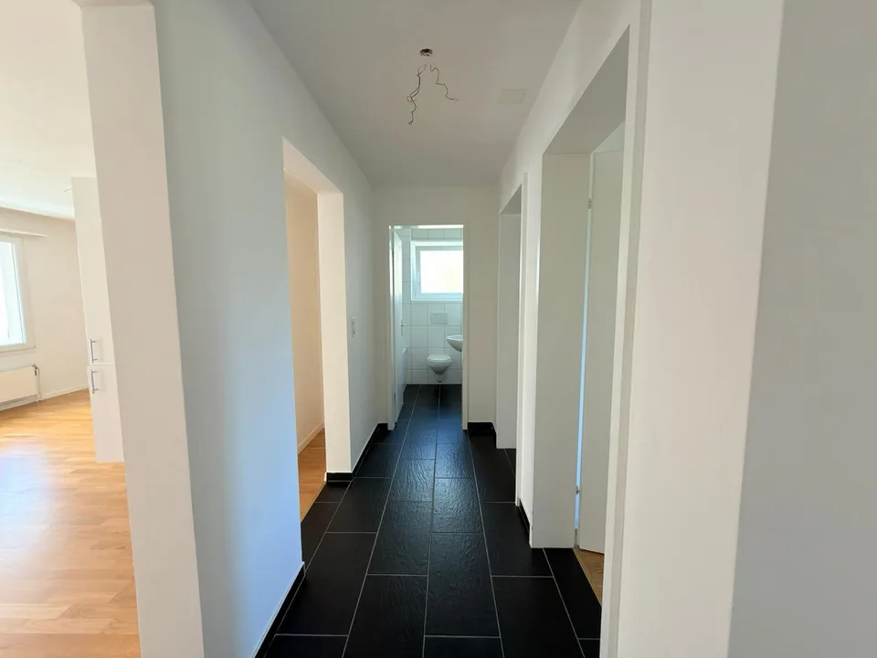 Helle 3.5-Zimmer-Wohnung mit Balkon in Nidau