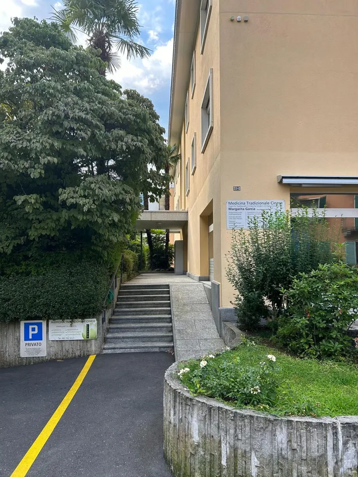 ASCONA, PRÈS DU CENTRE ET À 5 MIN. DU LAC