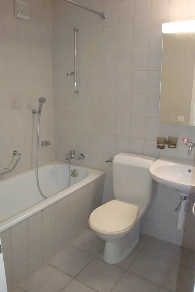 Helle 3 1/2--Zimmerwohnung in Zollikofen