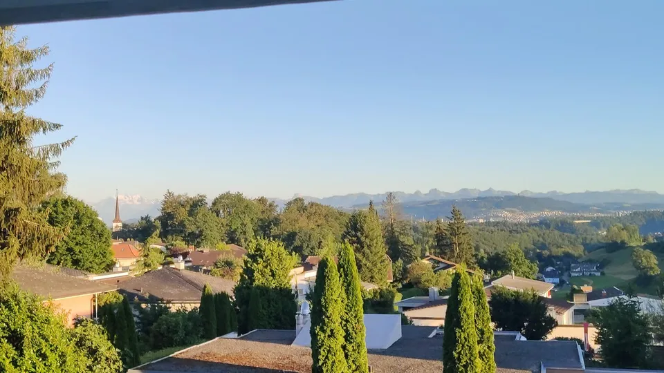 Helle 3 1/2--Zimmerwohnung in Zollikofen