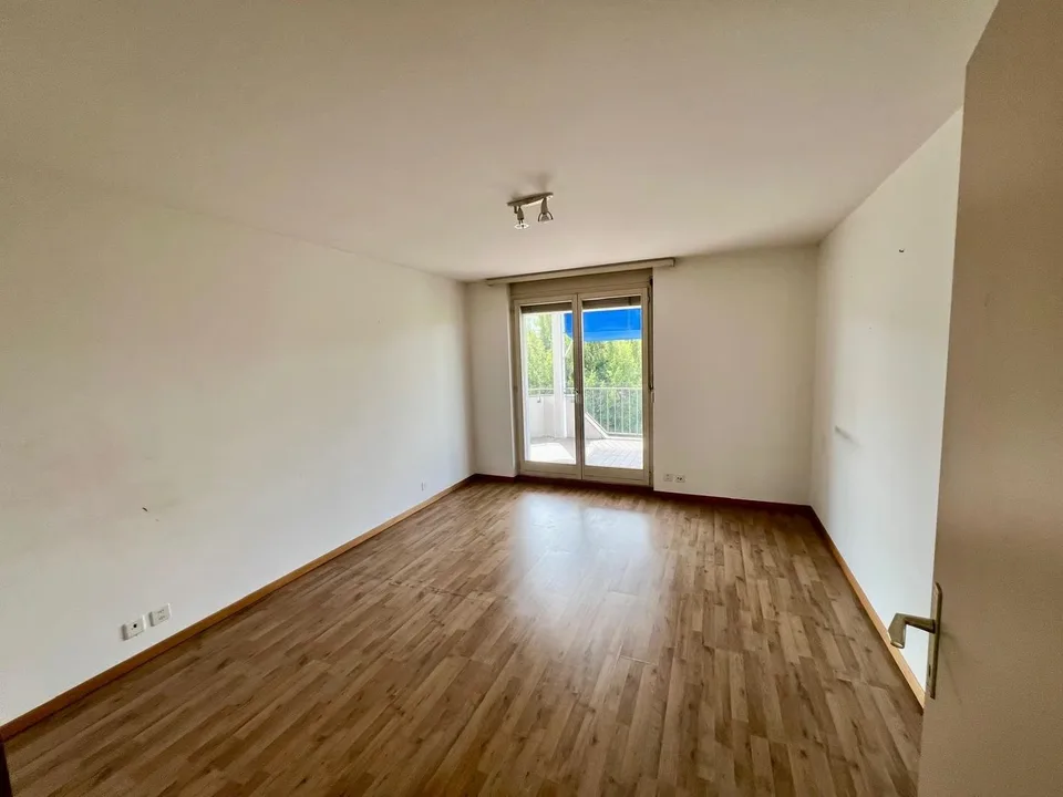 Vivere spazioso su 110 m² con balcone