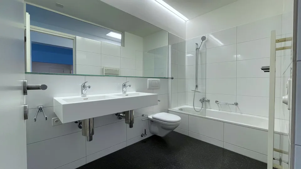 Exklusive 4,5-Zimmer-Wohnung inmitten einer Parklandschaft