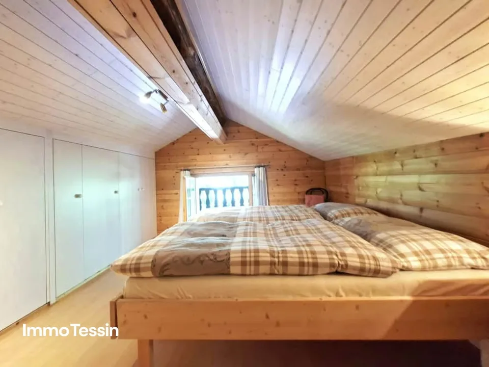 Ein wahres Alpenparadies: Authentisches und saniertes Rustico & ein unabhängiges Atelier und 3 Parzellen voller Freiheit auf 11000 m2 Grund – Foto 12 von 13