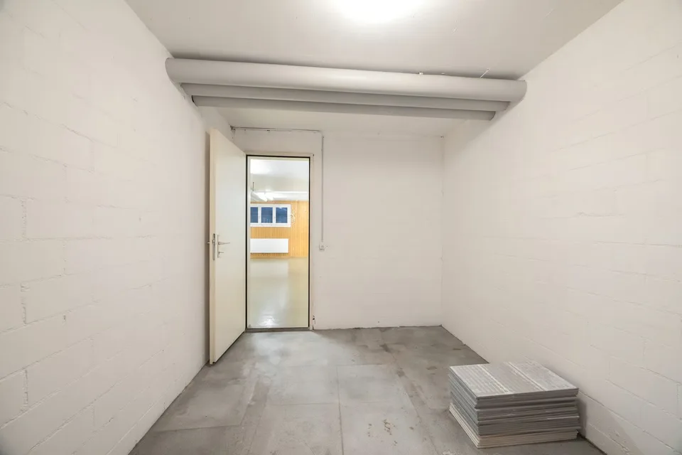 Appartamento con giardino su due livelli di 5,5 locali con 120 m² di terreno e giardino anteriore di 32 m² – foto 17 di 18
