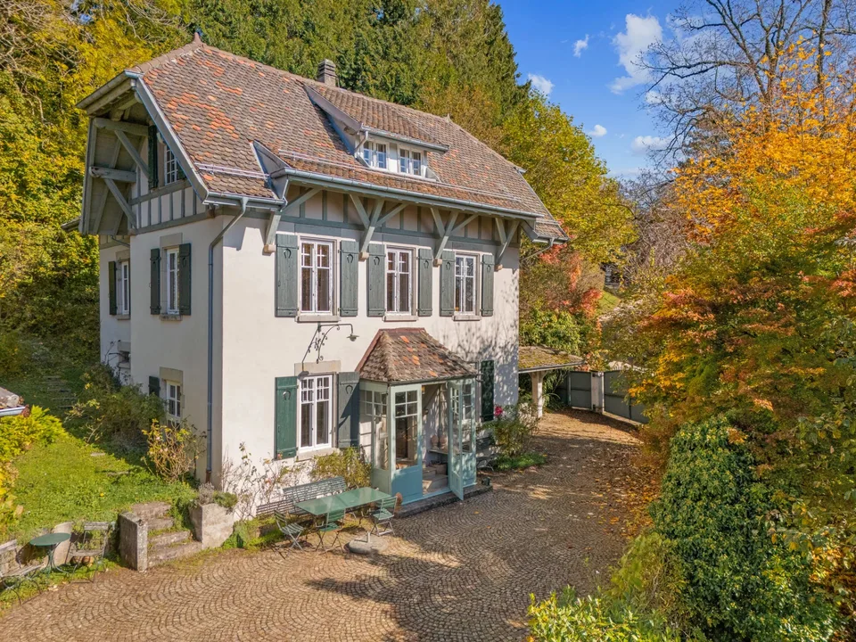 Villa de caractère 5?6 pièces, un lieu unique au charme intemporel – photo 10 sur 12