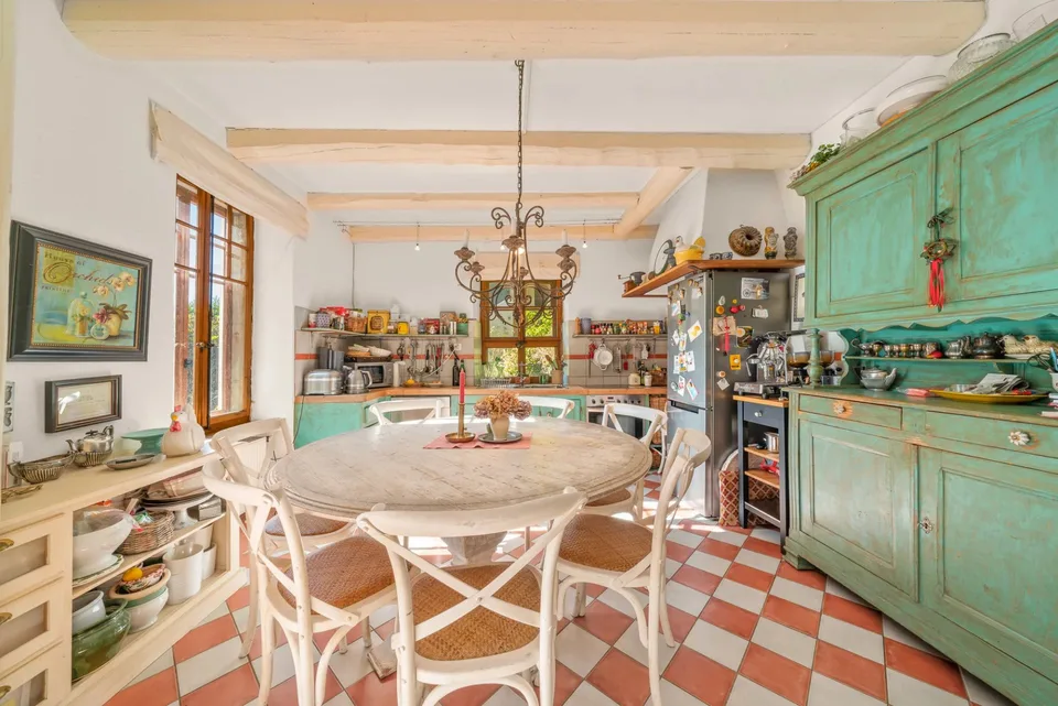 Villa de caractère 5?6 pièces, un lieu unique au charme intemporel – photo 2 sur 12