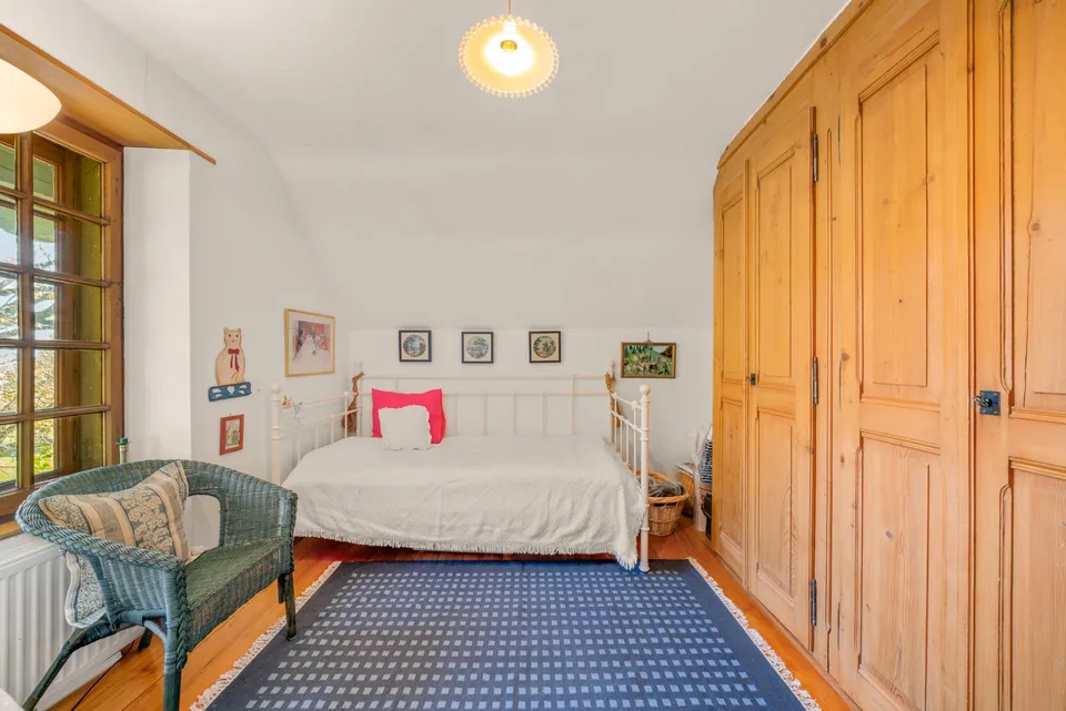 Villa de caractère 5?6 pièces, un lieu unique au charme intemporel – photo 9 sur 12