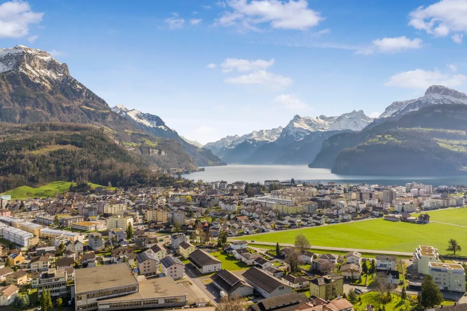 Wohnung mit unverbaubarer Panoramaaussicht und Wellnessbereich – Foto 8 von 13