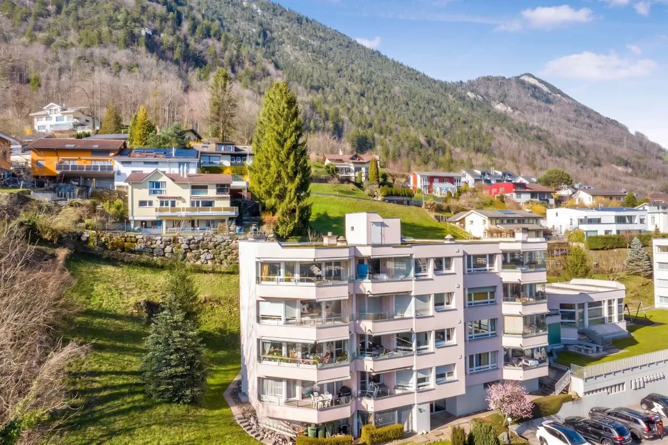 Wohnung mit unverbaubarer Panoramaaussicht und Wellnessbereich – Foto 3 von 13