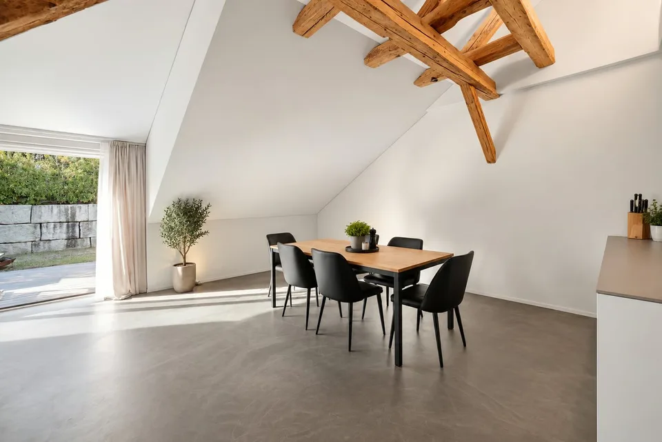 Une maison où se sentir bien : maison jumelée de 5,5 pièces avec jardin et terrasse