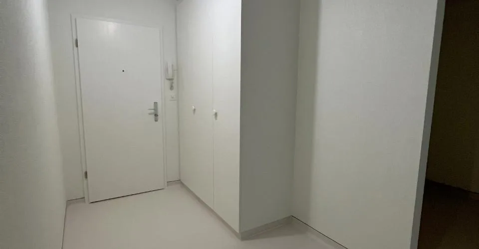 Spazioso locale commerciale per uffici di 4,5 stanze ristrutturate – foto 6 di 8