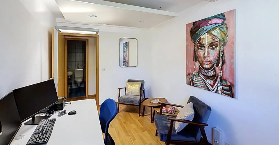 Office for rent in the center of Payerne – photo 9 of 12