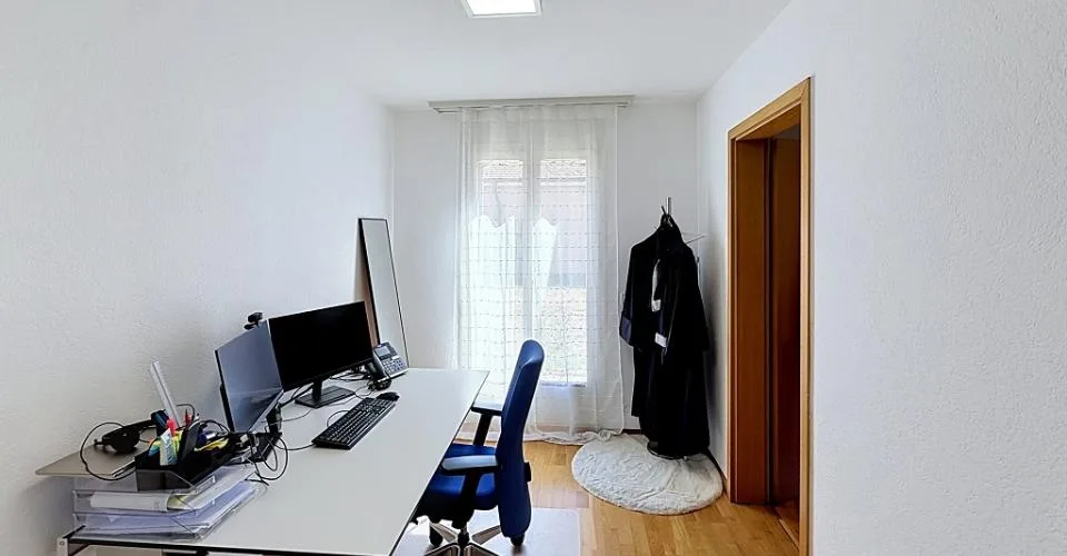 Office for rent in the center of Payerne – photo 5 of 12