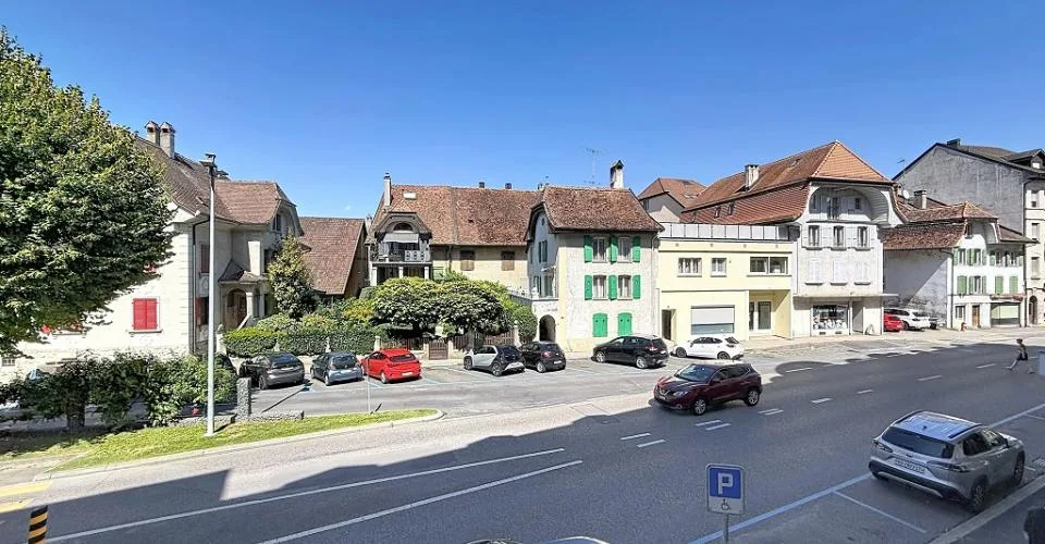 Office for rent in the center of Payerne – photo 2 of 12