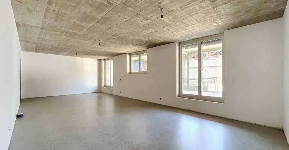 Rolle – Due superfici commerciali - artigianali nel cuore della città – foto 3 di 9
