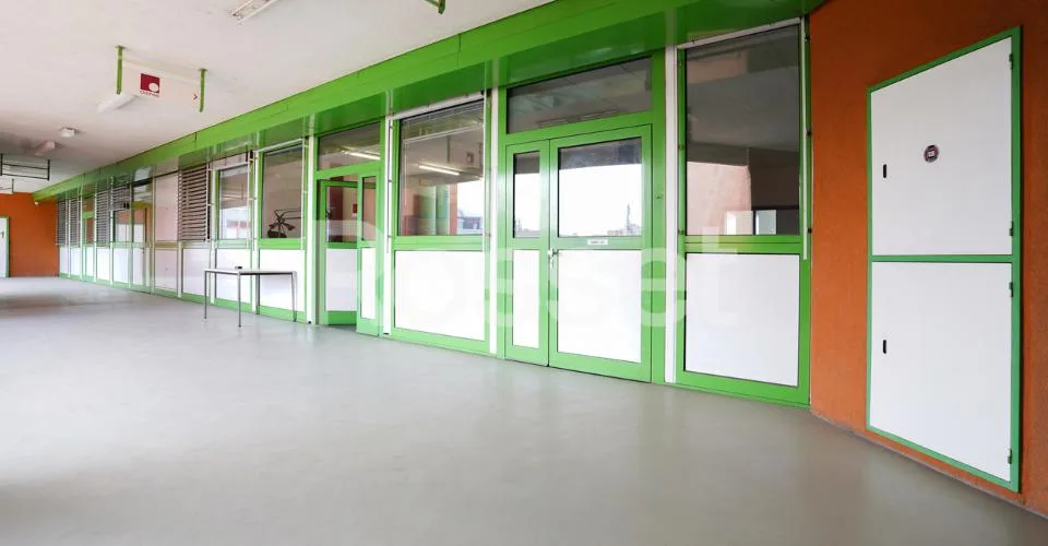 Handwerksräume von ca. 102 m² im 4. Stock – Foto 2 von 4