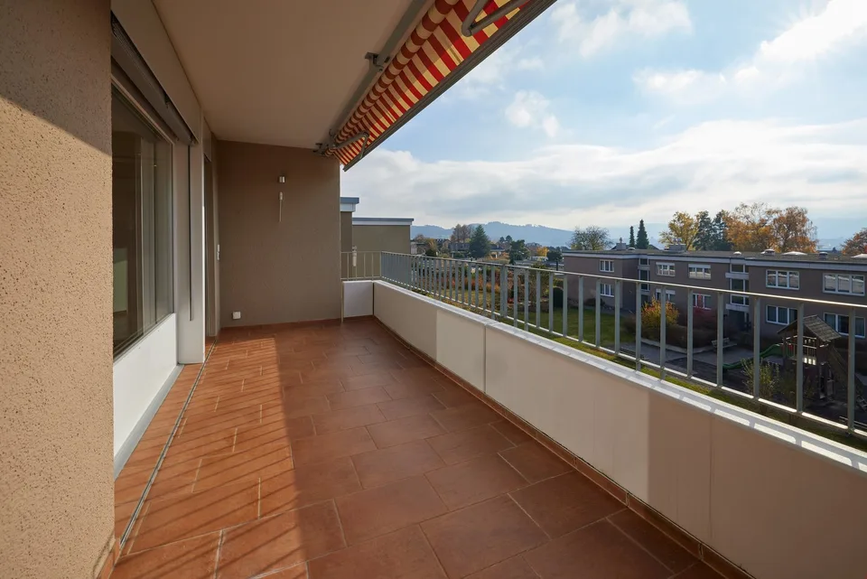Appartement 4½ pièces, haut standard de construction, belle vue