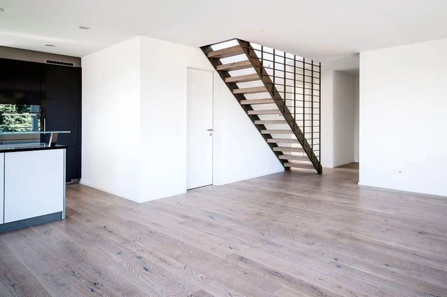 Maisonette spaziosa di 3½ locali con terrazza e vista lago – foto 4 di 6