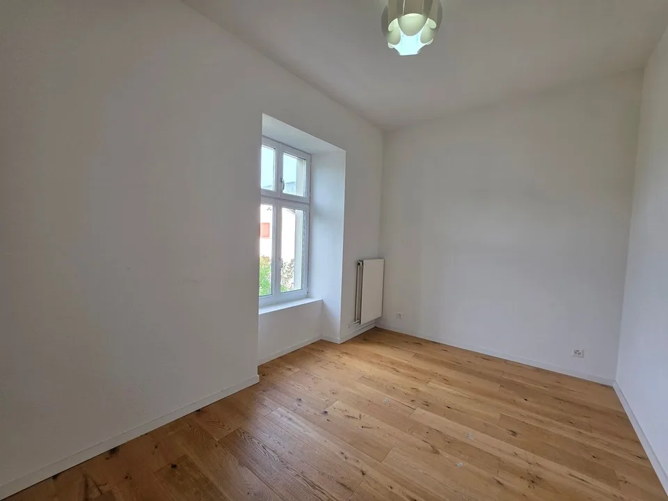 Renoviertes Herrenhaus - 5 Wohnungen in Corgémont – Foto 8 von 13