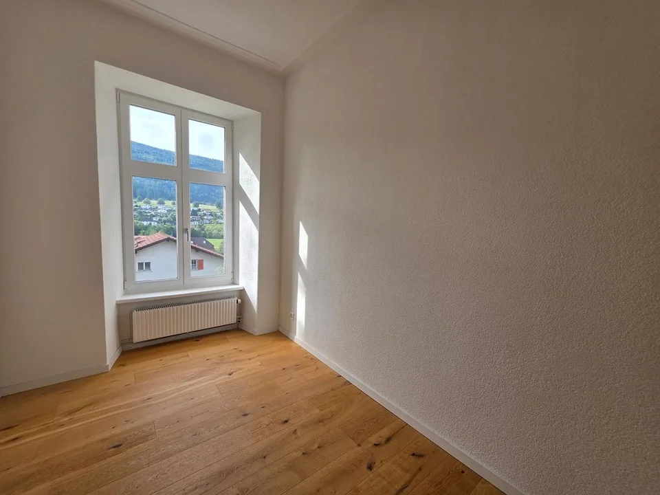 Renoviertes Herrenhaus - 5 Wohnungen in Corgémont – Foto 10 von 13