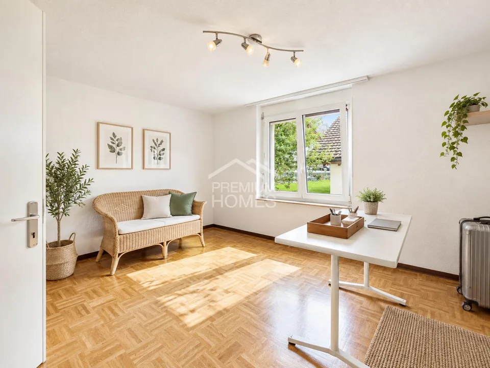 Space for Family, Work, and Renting – photo 10 of 13