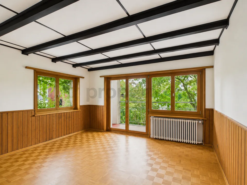 Charmante 6.5-Zimmer-Detached-House mit Bergsicht, Freudwil