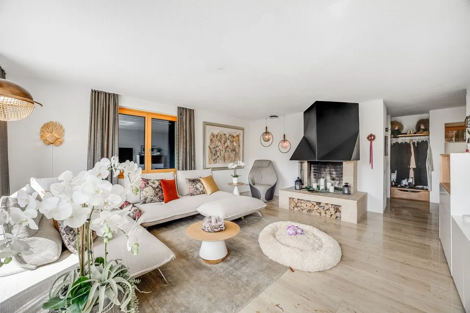 Casa bifamiliare di 4,5 stanze situata in una zona tranquilla con potenziale di ampliamento! – foto 11 di 13