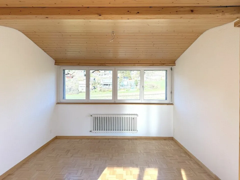 APPARTAMENTO DI 3 LOCALI SOTTOTETTO IN UNA ZONA TRANQUILLA