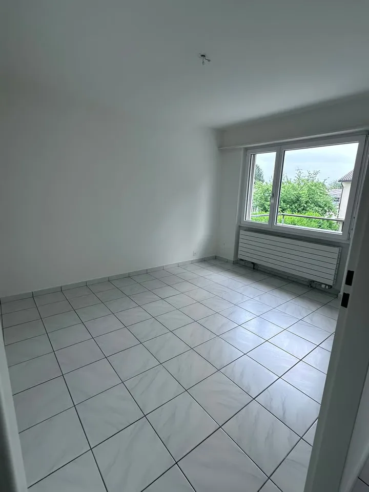 Accogliente appartamento di 3,5 stanze a Schwadernau - disponibile immediatamente!