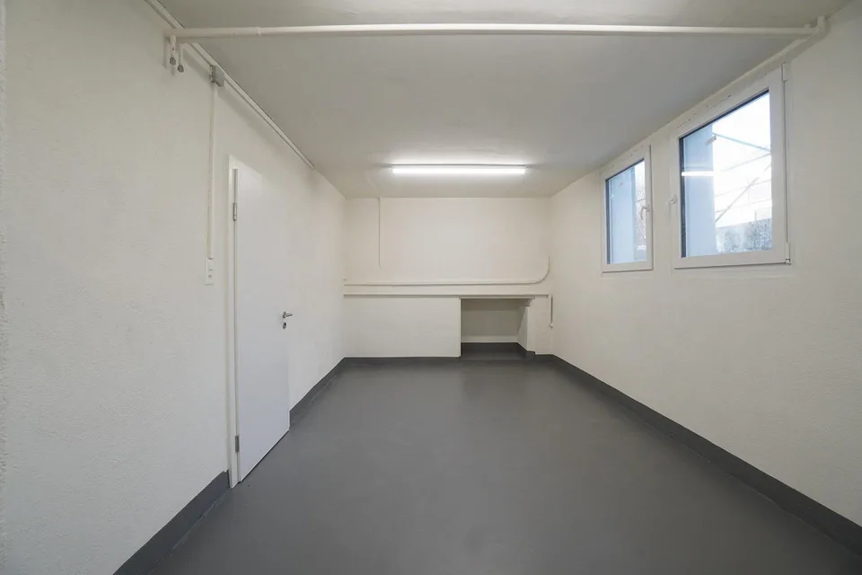 Werkstatt / Atelier / Büro