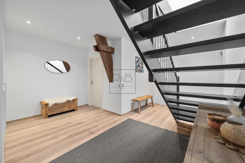 Wunderschöne 4,5-Zimmer-Maisonette – Foto 5 von 10