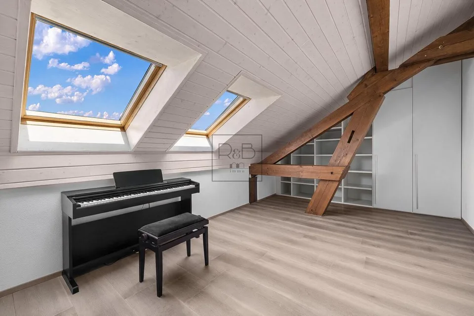 Wunderschöne 4,5-Zimmer-Maisonette – Foto 4 von 10