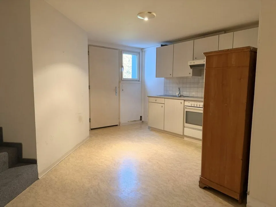 8 ½-Zi.-Einfamilienhaus mit 1 ½-Zi.-Wohnung an idyllischer Wohnlage mit herrlichem Weitblick – Foto 10 von 13