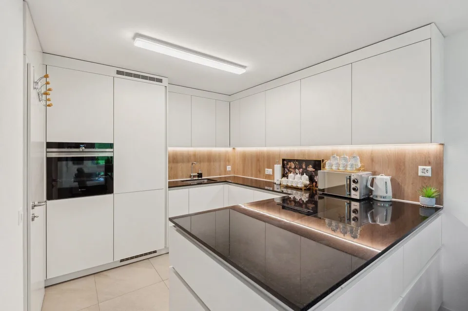 Grosszügige 4.5-Zimmer-Gartenwohnung, 2024 komplett renoviert – Foto 2 von 13