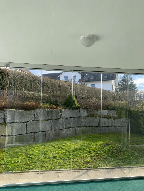 4.5-room ground floor apartment with winter garden and garden seating area