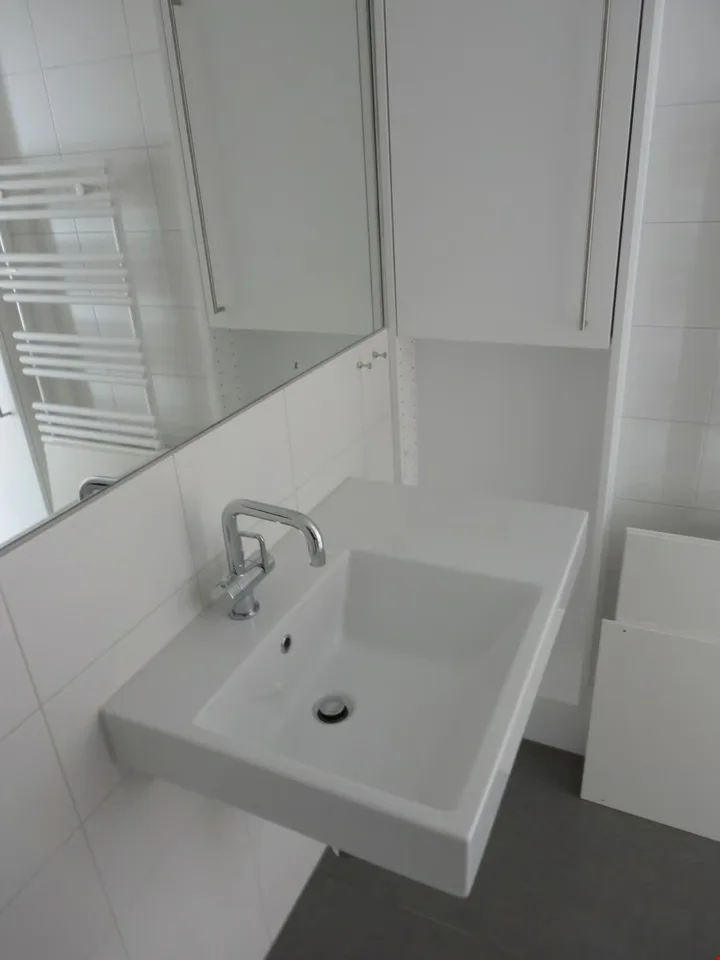 Moderno appartamento mansardato di 3,5 stanze con galleria e balcone – foto 5 di 25