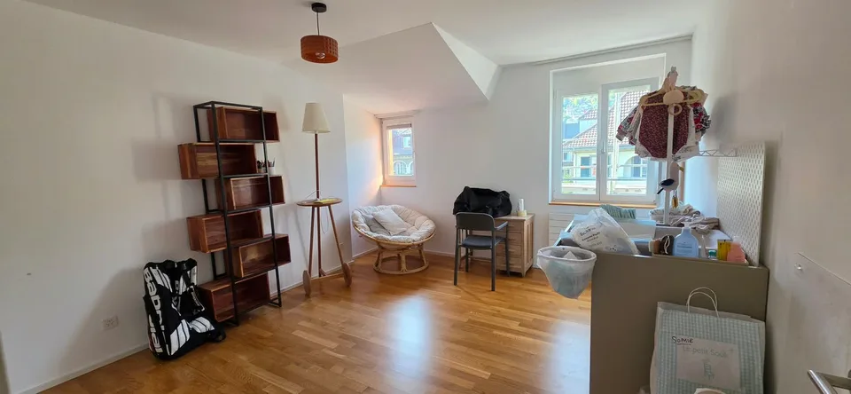 Moderno appartamento mansardato di 3,5 stanze con galleria e balcone – foto 21 di 25
