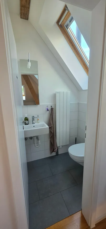 Moderno appartamento mansardato di 3,5 stanze con galleria e balcone – foto 16 di 25