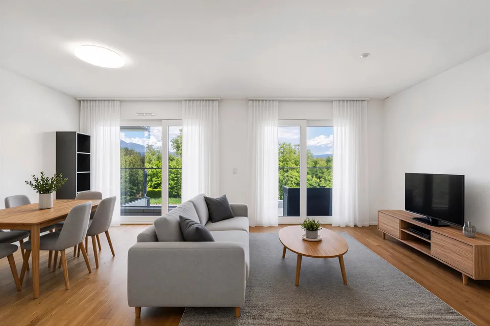 Moderne Wohnungen mit hohem Standard und Balkon-Terrasse in der Nähe des Sees – Foto 20 von 26