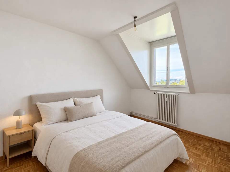 Helle 4-Zimmer Dachwohnung im 3. OG in Zentrumsnähe von St. Gallen