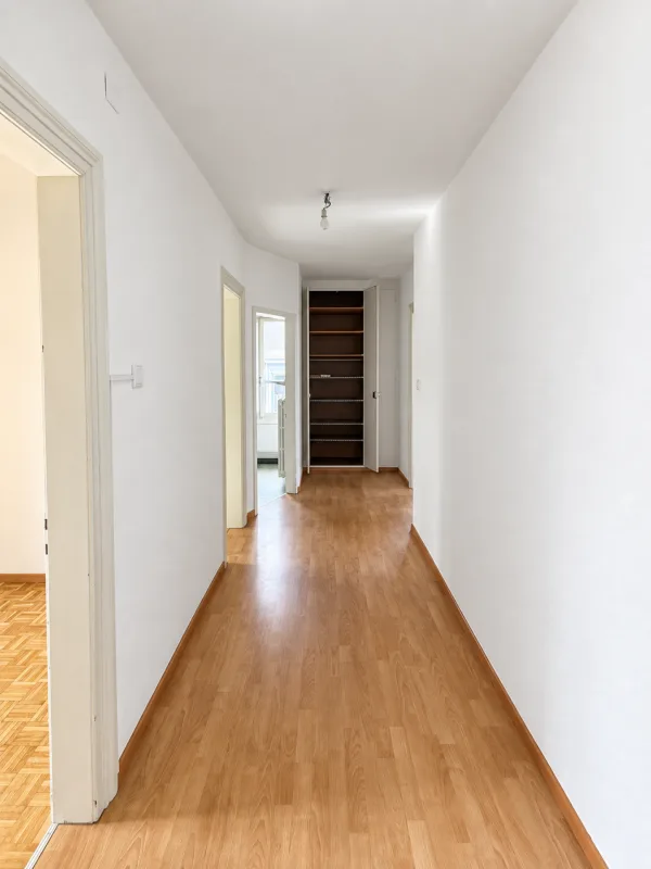 Helle 4-Zimmer Dachwohnung im 3. OG in Zentrumsnähe von St. Gallen