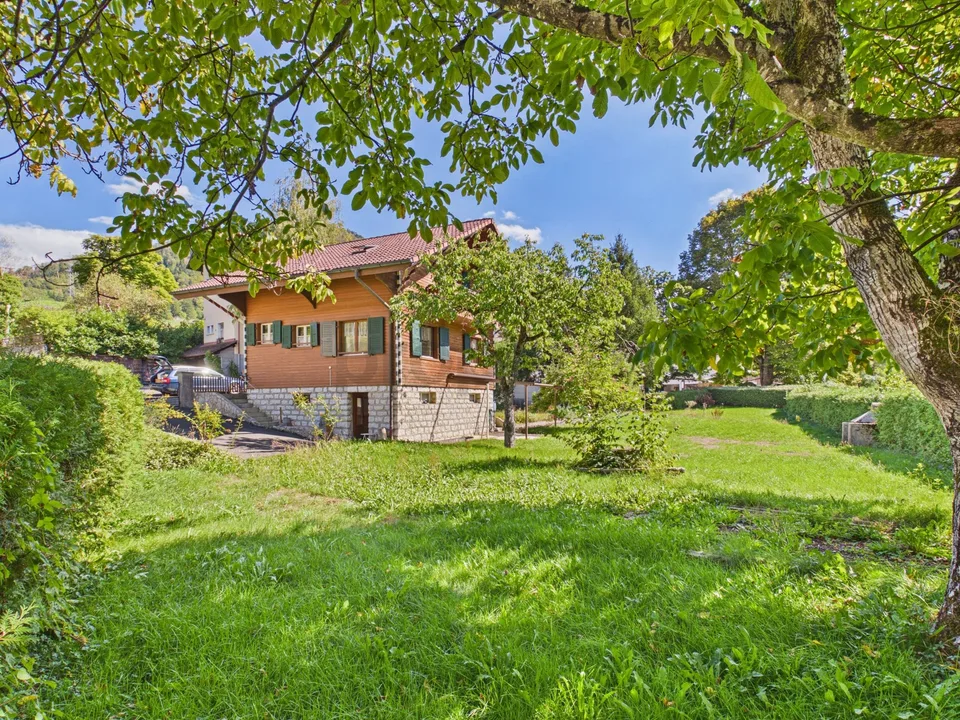 Reserviert -Chalet au charme authentique avec ruisseau et grand terrain  Vermes – photo 10 sur 34