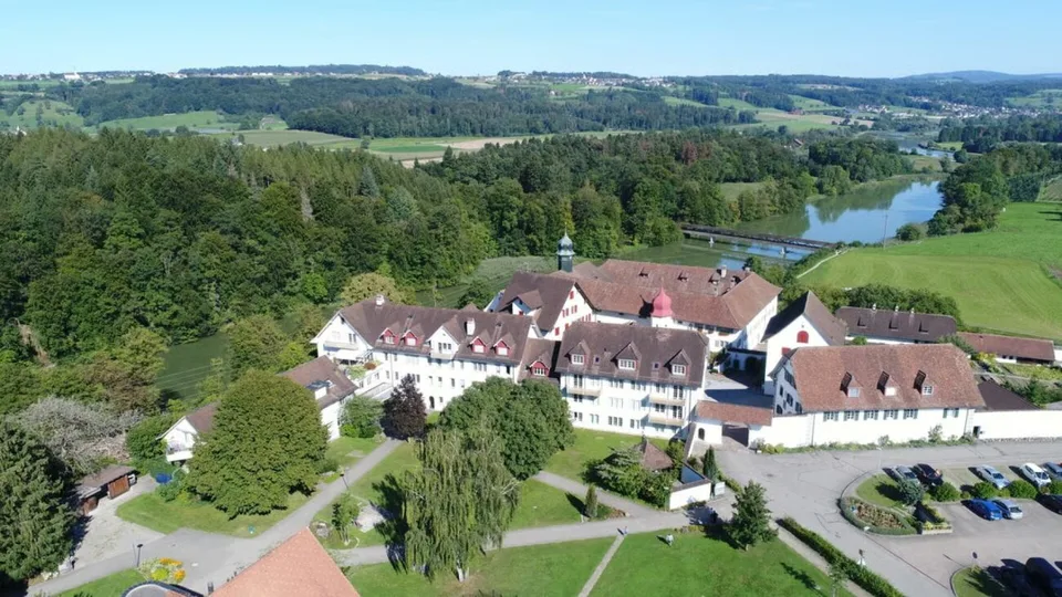 Appartamento duplex di 3,5 stanze a Hermetschwil