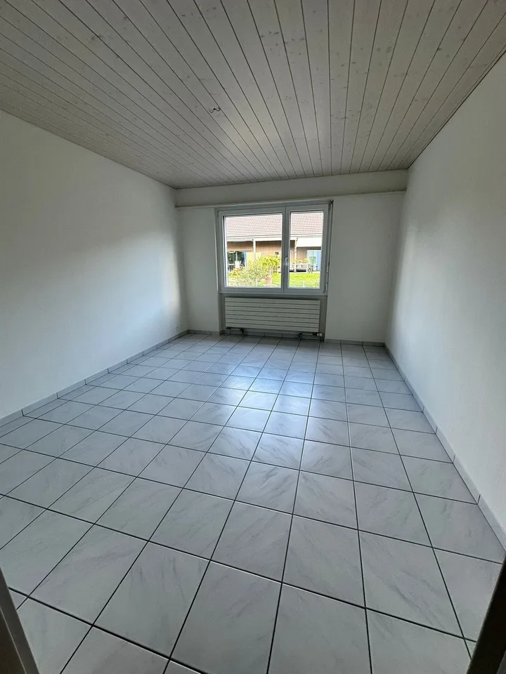 Helle 4 Zimmer Wohnung im Hochparterre