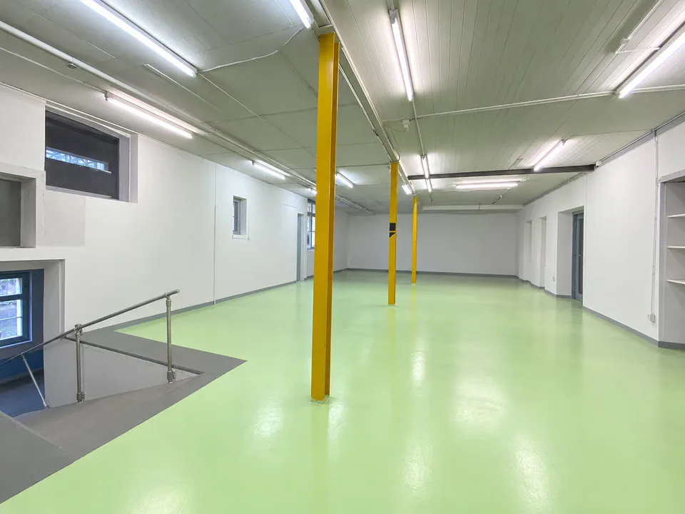 Zu vermieten: Große Verkaufsfläche im Erdgeschoss – Foto 3 von 5